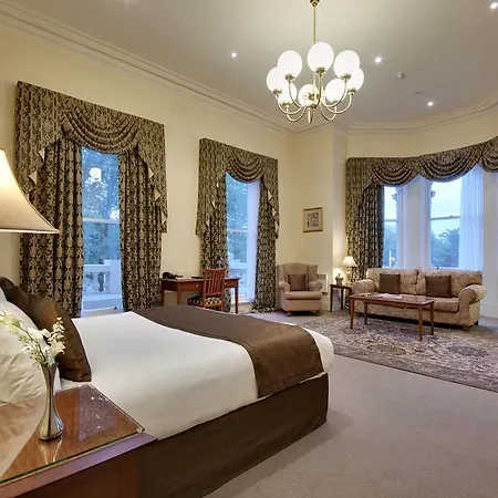 Hotel Charsfield Melbourne-2